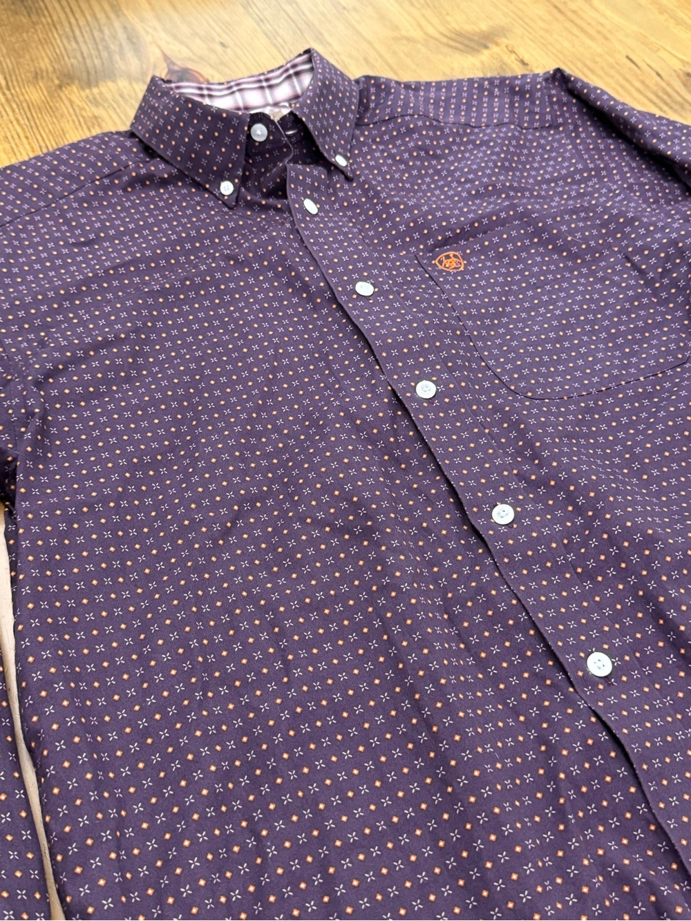 ARIAT MEN'S GEO PRINT WRINKLE FREE WESTERN SHIRT - Picture 4 of 8
